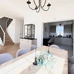 Stylish With Jacuzzi, Terrace, Garden, Tatra