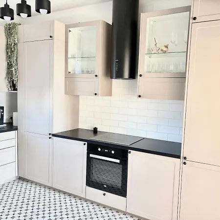 Stylish With Jacuzzi, Terrace, Garden, Tatra Villa