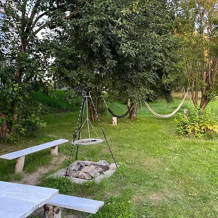 Вилла Stylish With Jacuzzi, Terrace, Garden, Tatra Naprawa