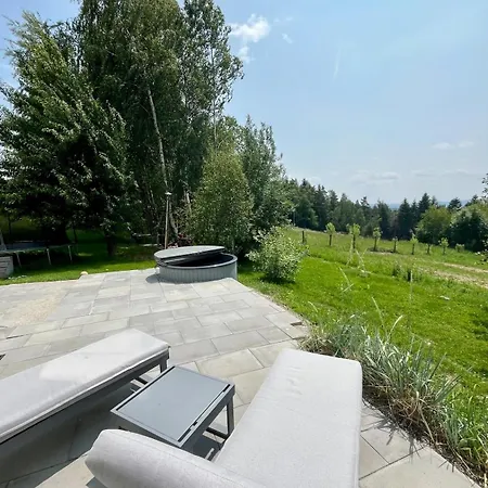 Stylish With Jacuzzi, Terrace, Garden, Tatra 别墅 *